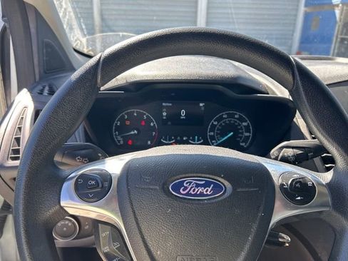 Used 2022 Ford Transit Connect XL image 10