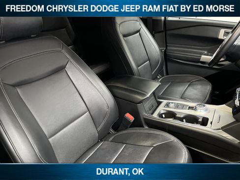 Used 2024 Ford Explorer Limited AWD/4WD image 10