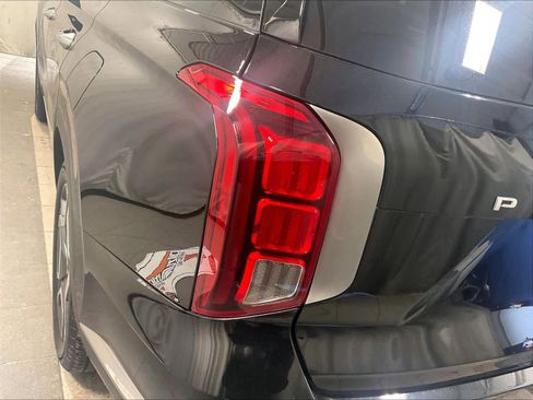 Used 2023 Hyundai Palisade SEL w/ Premium Package image 35