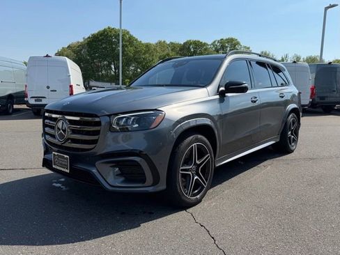 Certified 2024 Mercedes-Benz GLS 450 4MATIC image 3