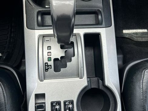 Used 2010 Toyota 4Runner Limited AWD/4WD image 22