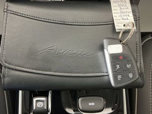 Used 2023 Buick Envision Avenir AWD/4WD image 27