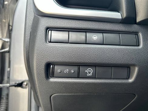 Certified 2023 Nissan Rogue SV AWD/4WD image 17