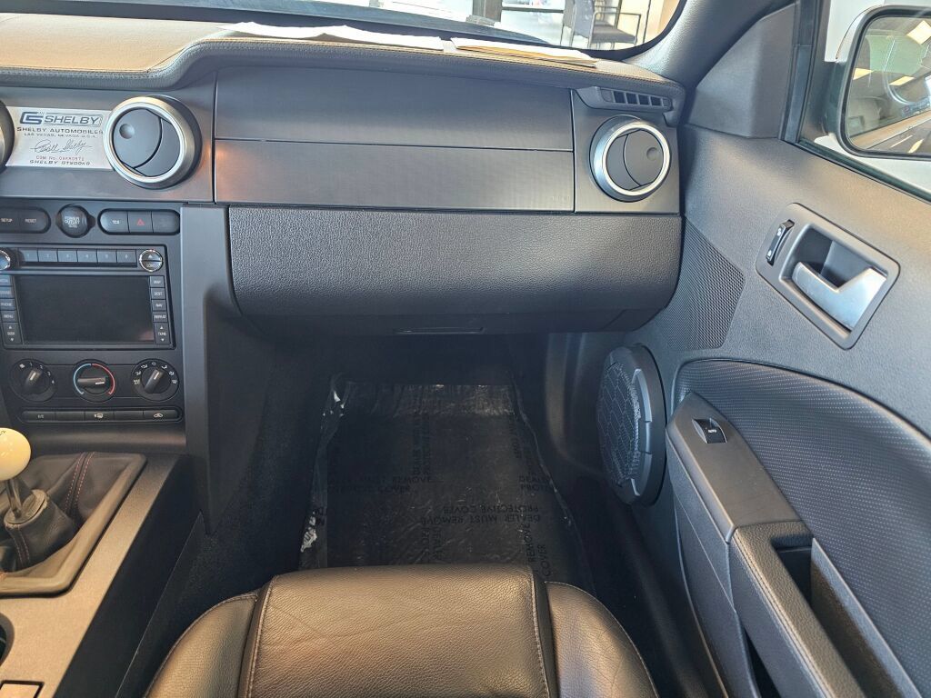 Used 2009 Ford Mustang Shelby GT500 RWD image 13