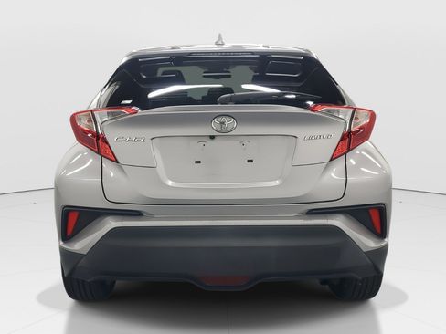 Used 2019 Toyota C-HR Limited image 7