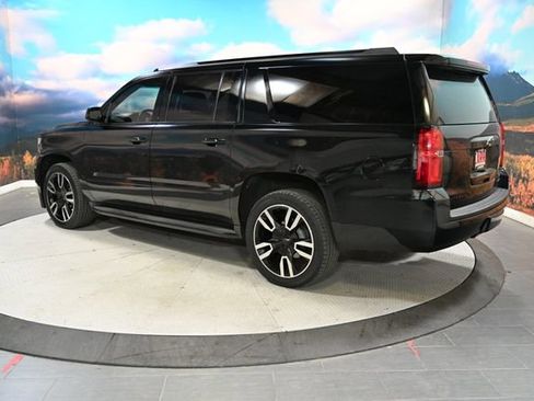 Used 2019 Chevrolet Suburban Premier AWD/4WD image 5