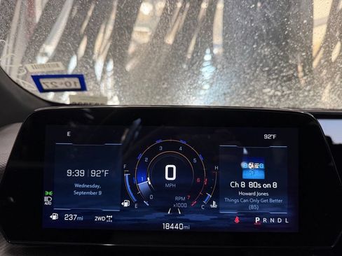 Used 2026 Chevrolet Equinox LT AWD/4WD image 15