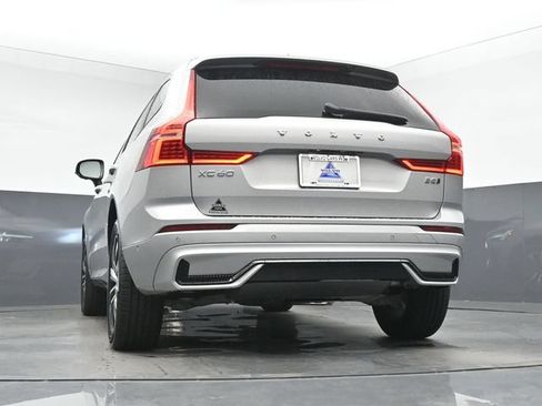 Used 2024 Volvo XC60 B5 Plus AWD/4WD image 40
