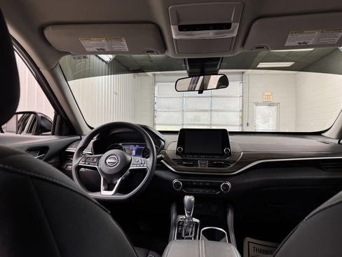 Used 2023 Nissan Altima 2.5 SV image 20