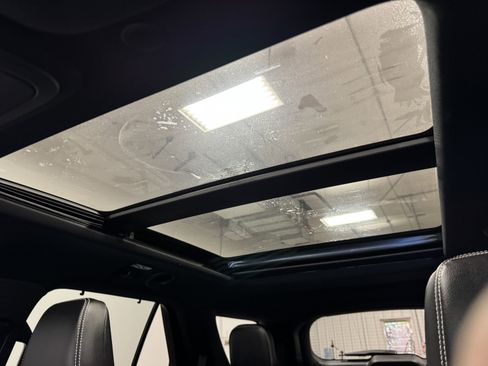 Used 2023 Ford Explorer ST w/ Equipment Group 401A image 10