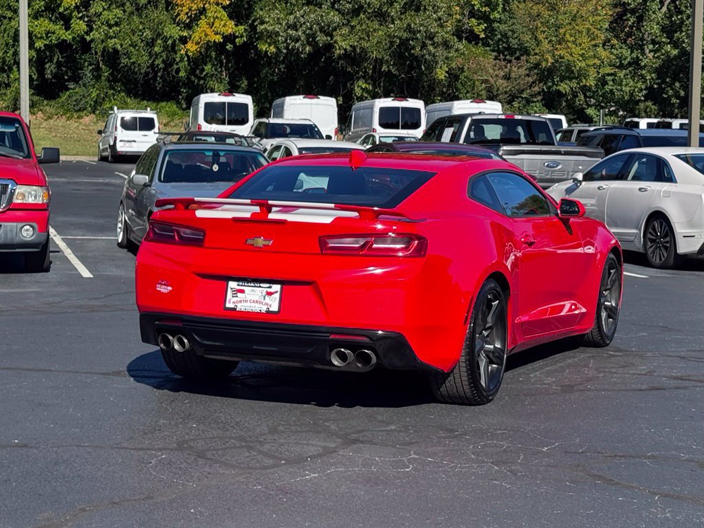 Used 2016 Chevrolet Camaro SS RWD image 18