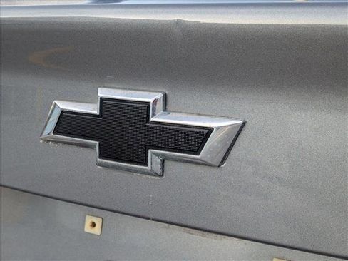 Used 2018 Chevrolet Cruze LT image 12