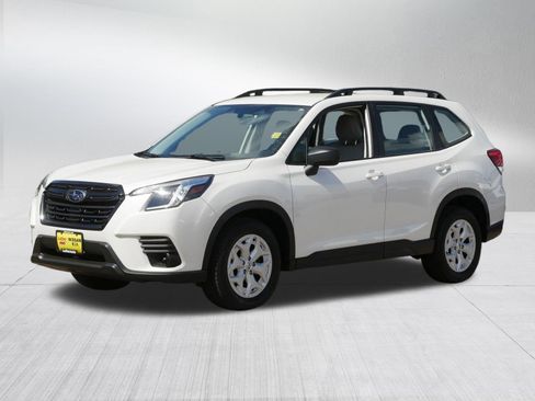 Used 2022 Subaru Forester AWD/4WD image 3
