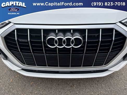 Used 2023 Audi Q3 2.0T Premium image 10