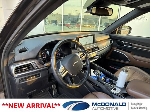 Used 2022 Kia Telluride SX w/ SX Prestige Package AWD/4WD image 6