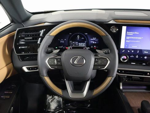 New 2026 Lexus RX 350h AWD/4WD image 3