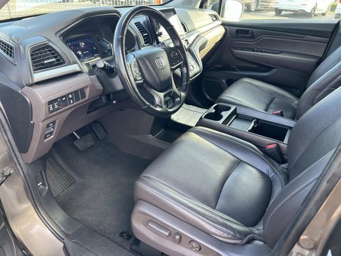 Used 2023 Honda Odyssey EX-L image 5