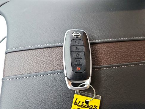 Used 2025 Nissan Armada Platinum Reserve image 41