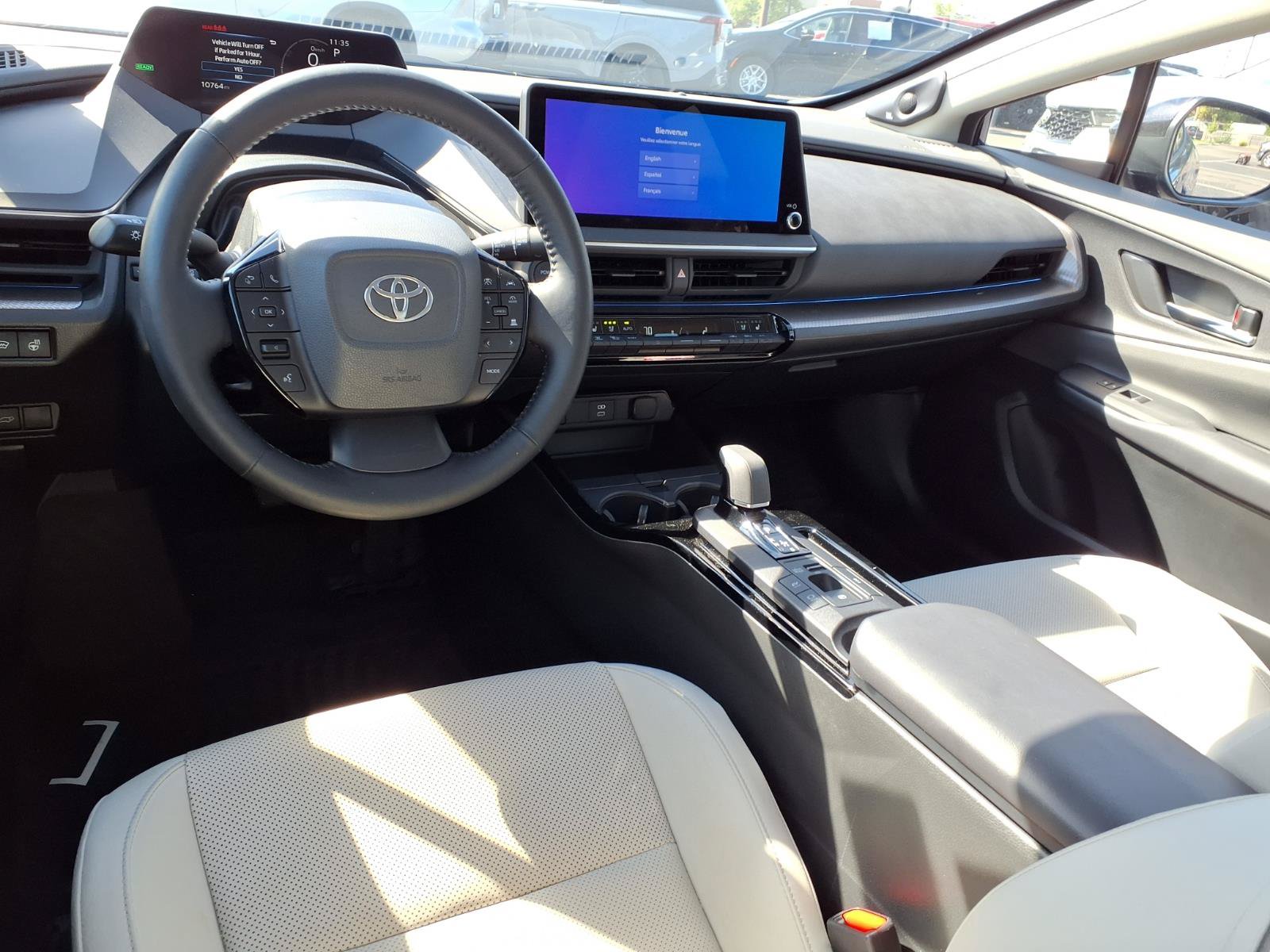 Used 2024 Toyota Prius Limited w/ Limited Premium Package AWD/4WD image 5