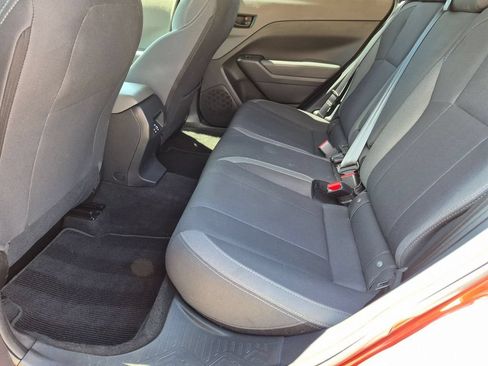 Used 2025 Subaru Crosstrek 2.5i Premium AWD/4WD image 28