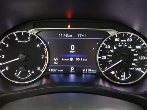 Used 2025 Nissan Altima 2.5 SV FWD image 23