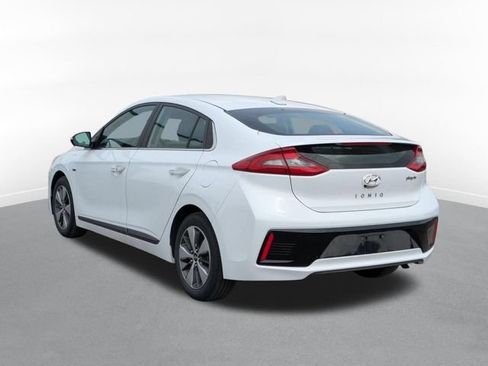 Used 2019 Hyundai Ioniq Limited FWD image 4