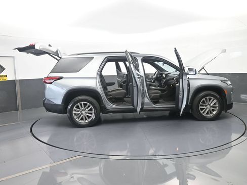 Used 2023 Chevrolet Traverse LT FWD image 64