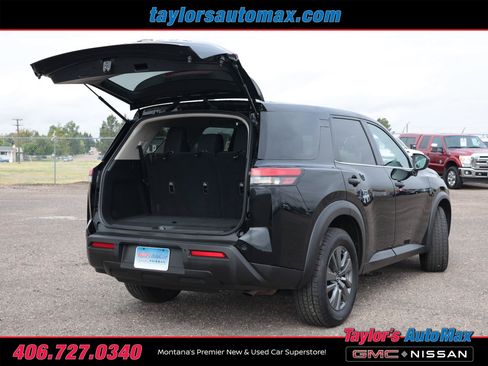 Used 2024 Nissan Pathfinder S AWD/4WD image 30