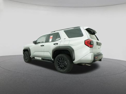 New 2026 Toyota 4Runner SR5 AWD/4WD image 21