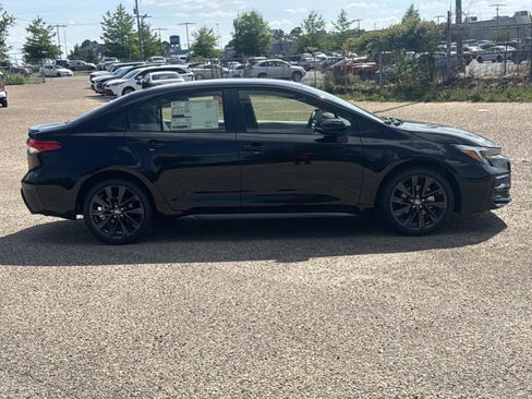 New 2026 Toyota Corolla SE FWD image 2