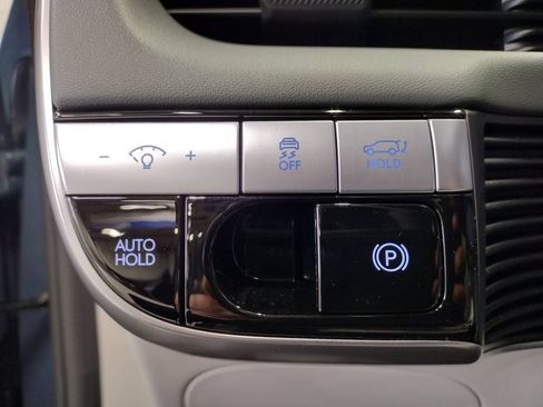 Certified 2023 Hyundai Ioniq 5 Limited w/ Cargo Package image 30