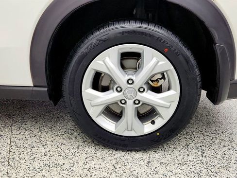 Used 2025 Honda HR-V LX image 9