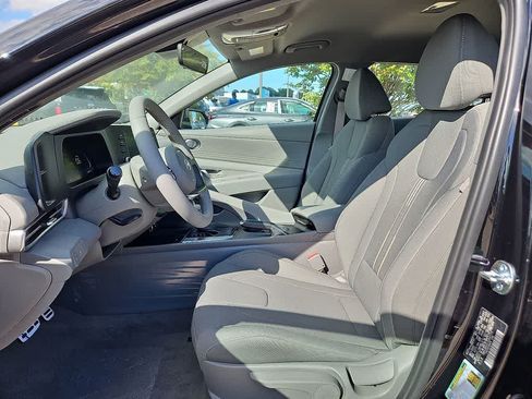 Certified 2025 Hyundai Elantra Sport w/ Cargo Package FWD image 11