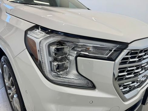Used 2023 GMC Terrain Denali w/ Denali Premium Package image 32