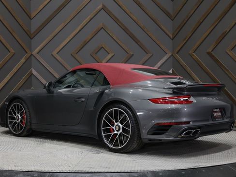 Used 2019 Porsche 911 Turbo image 2