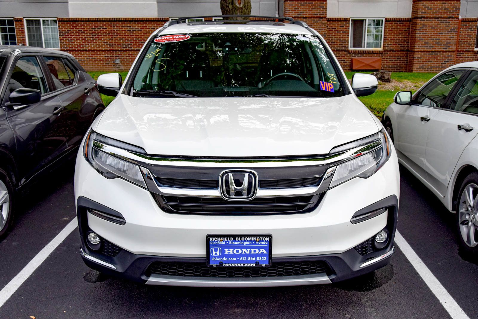 Used 2019 Honda Pilot Touring image 3