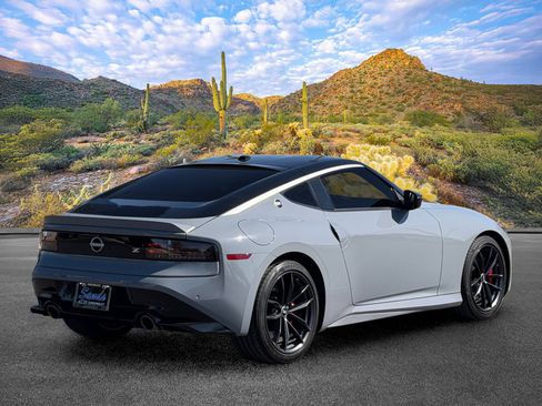 Used 2024 Nissan Z Performance w/ Floor Mat Package RWD image 4