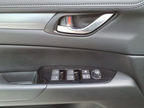 Certified 2025 MAZDA CX-5 AWD 2.5 S w/ Preferred Package image 11