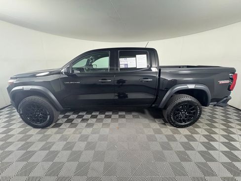 Used 2024 Chevrolet Colorado Trail Boss image 4