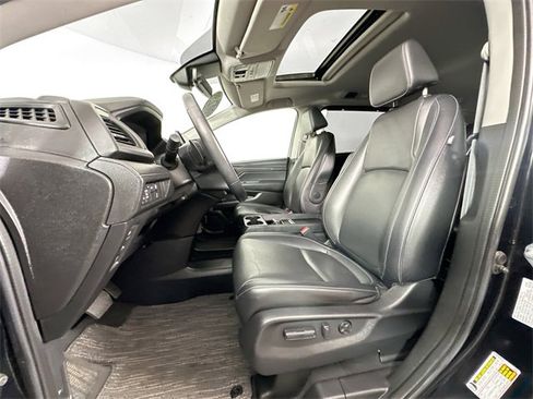 Used 2023 Honda Odyssey EX-L image 4