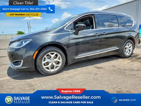 Used 2018 Chrysler Pacifica Touring-L Plus w/ Tire & Wheel Group FWD image 1
