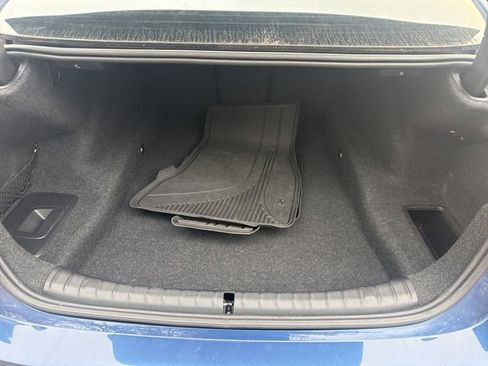 Used 2021 BMW 530i xDrive 530i xDrive w/ Premium Package image 23