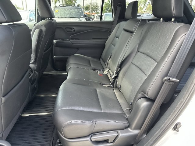 Used 2023 Honda Passport EX-L image 23