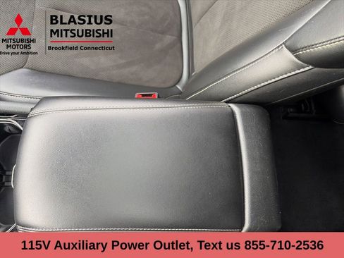 Used 2023 Jeep Grand Cherokee L Altitude image 21