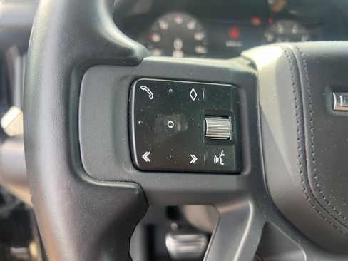 Certified 2023 Land Rover Defender 90 X image 23