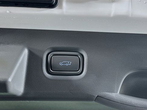 Used 2024 Hyundai Ioniq 5 SEL image 28