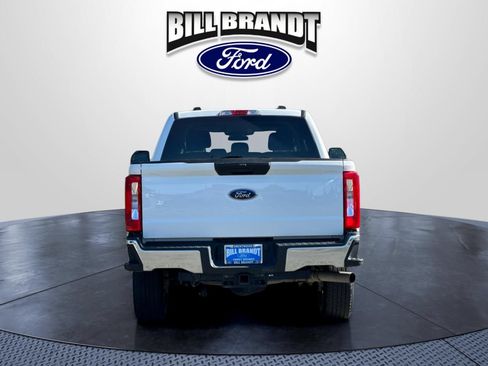 Used 2025 Ford F250 XLT AWD/4WD image 4