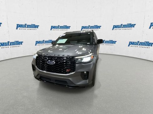 Used 2025 Ford Explorer ST w/ Sun And Sound Package image 4