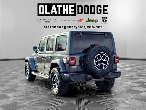 Certified 2020 Jeep Wrangler Unlimited Sahara image 3