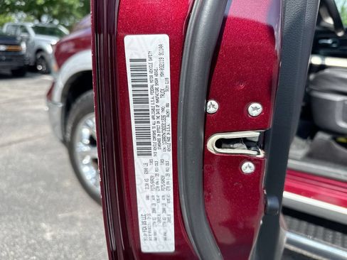 Used 2016 RAM 1500 Laramie w/ Convenience Group AWD/4WD image 28